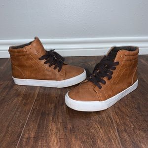 Old Navy Boys High Top Brown Casual Shoes Size 4
